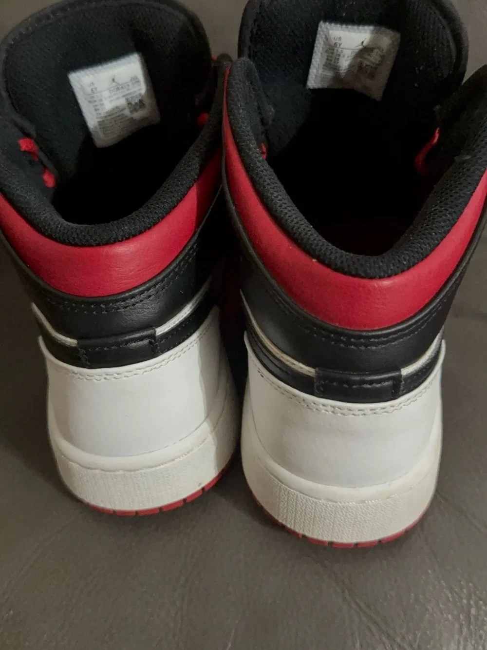 Nike Jordan 1 Mid in Black, White & Red size 6 youth